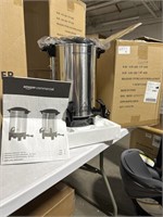 Lot of 2 Amazon commercial 40 coffee urn both