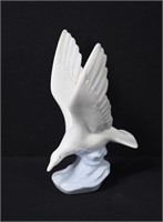 Porcelain Dove Figurine 6.5"
