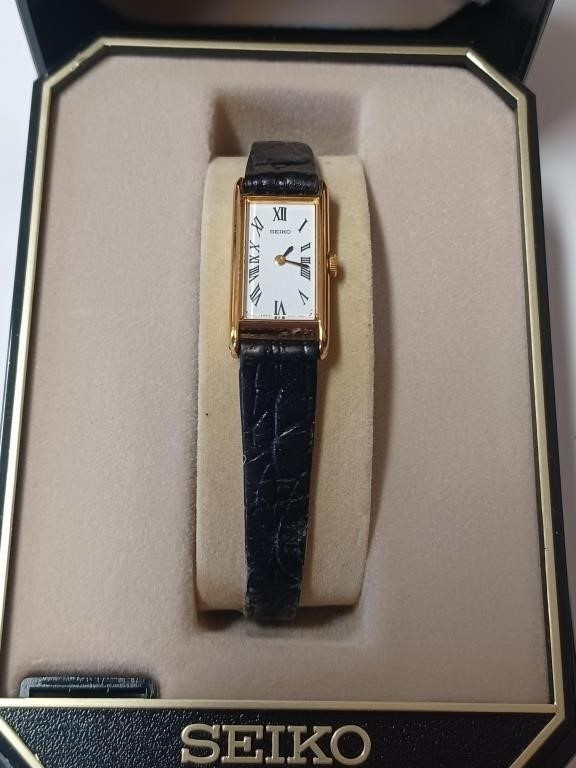 Seiko Watch w/ Case