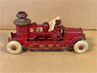Kenton Toys Cast Iron Steam Pumper