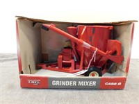 Case IH Grinder Mixer