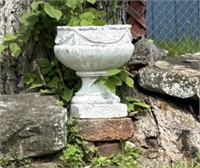 Concrete flower pot