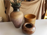 (2) Vases and Crock