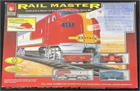 LIFE-LIKE TRAINS- RAIL MASTER