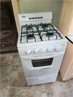 AMANA  APT. SIZE GAS OVEN- BUYER TO CAP AND REMOVE