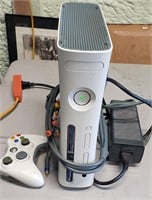 Xbox 360 with wireless controller