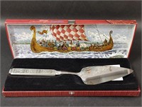 Konge Tinn Royal Pewter Cake Server