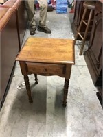 One Drawer Stand 18x14x25