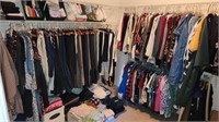 Closet FULL Ladies Plus Size 2X 3X Clothing Lot