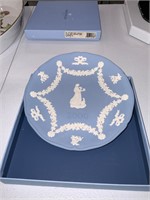 Wedgewood White on Blue Annual Plate 2000