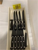 SET OF BLACK BLADE KITCHEN KNIVES