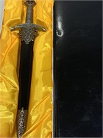 NIB Robin Of Lockley Fantasy Dagger