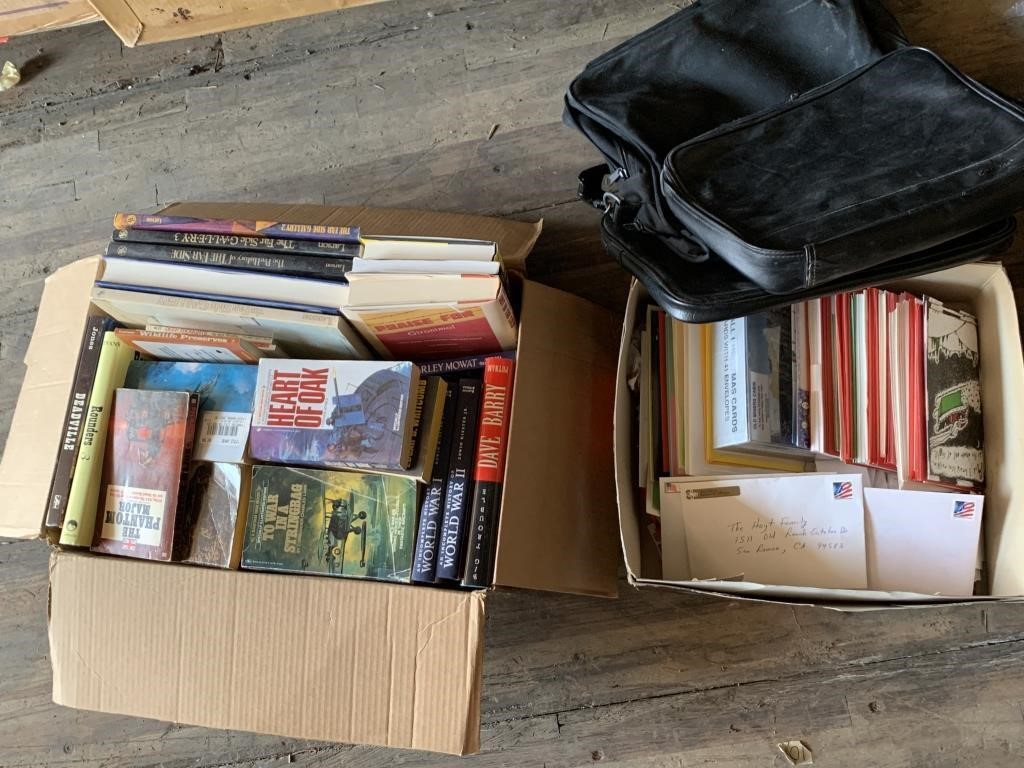 Large lot of books, laptop bags