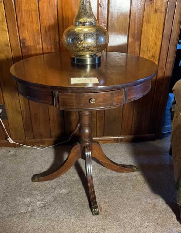Vintage Drum Table with 1 draw, claw feet