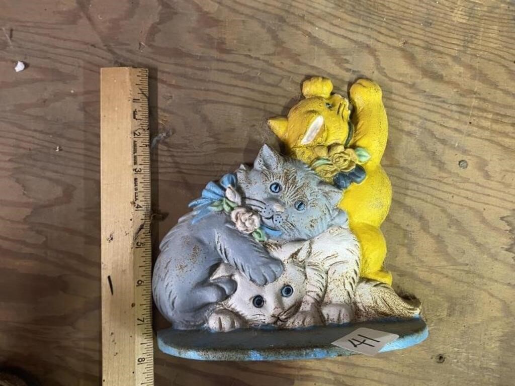 Nice cast iron door stop with three cats