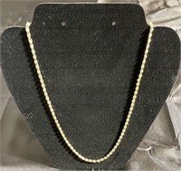 Ladies 14k gold 20" necklace.