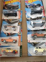 Hot wheels Matchbox Diecast Cars Lot ALL TO GO!