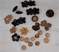 lot of vintage buttons