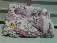 QUILTED BED SPREAD
