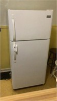 Frigidaire refrigerator freezer 32” D x 31” W x