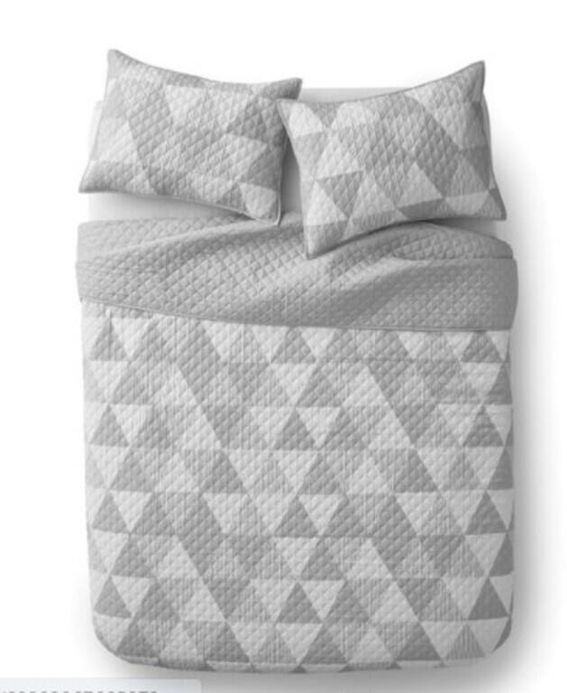 Mainstays Grey Geometric Polyester Quilt Set