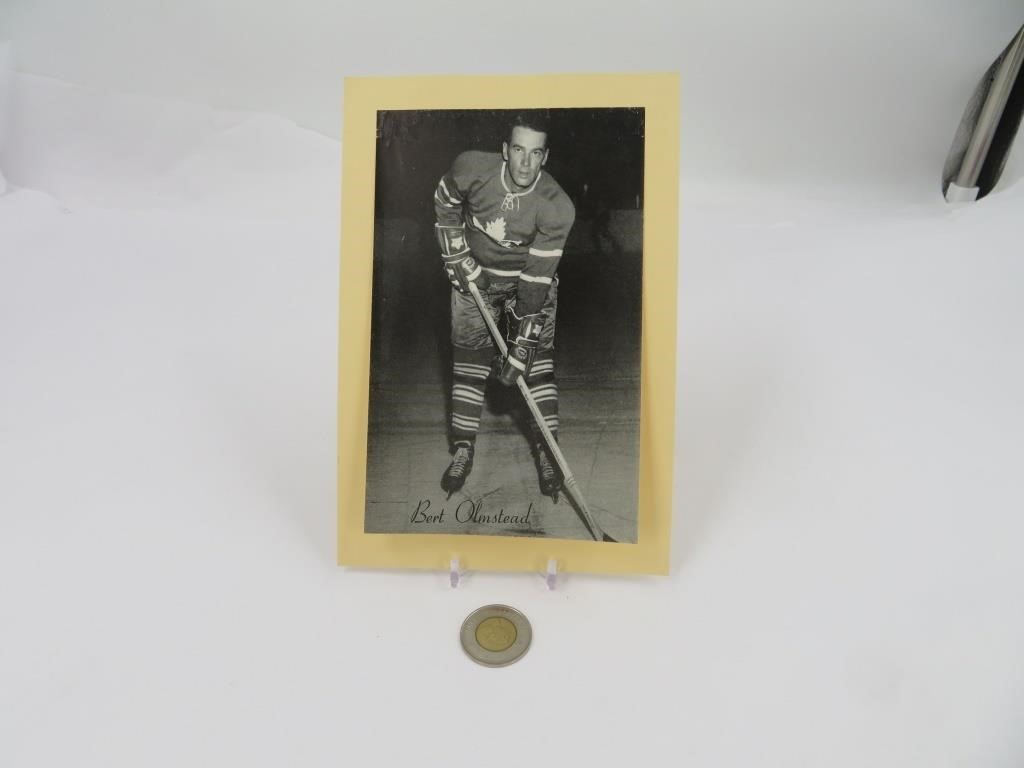 Bert Olmstead , 1944/64 BEEHIVE Photo Hockey