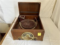 Vintage Zenith Radio/Record Player
