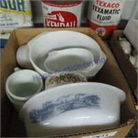 Assorted Pyrex and others dishes