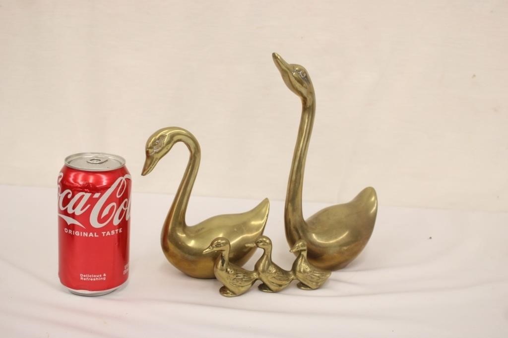 Two Brass Swans & 1 Ducklings Figurine