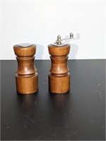 2 Pc. Vintage Wood Salt & Pepper