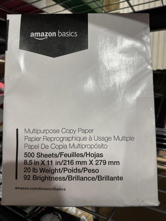 500 Sheets 8.5 x 11in AmazonBasics Multipurpose