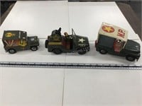 3 tin friction Army vehicles