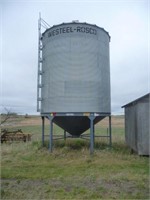 Westeel Roscoe Grain Bin on Hopper 2200+/- Bushels