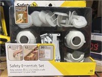 SAFETY 1ST SAFETY ESSENTIALS SET