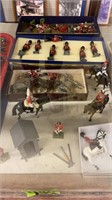 Lead Hand Painted Soldiers Queens Army, Etc