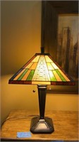 2’ stainglass shade lamp