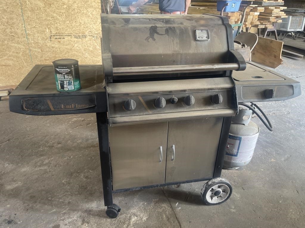 Uniflame Gas Grill