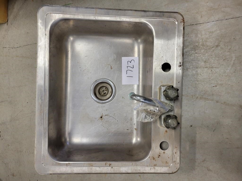 Sterling Stainless Sink 21"×15"×6"