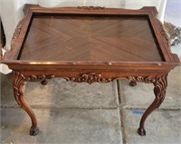 E - VINTAGE ACCENT TABLE W/ CARVED DETAILS (G132)