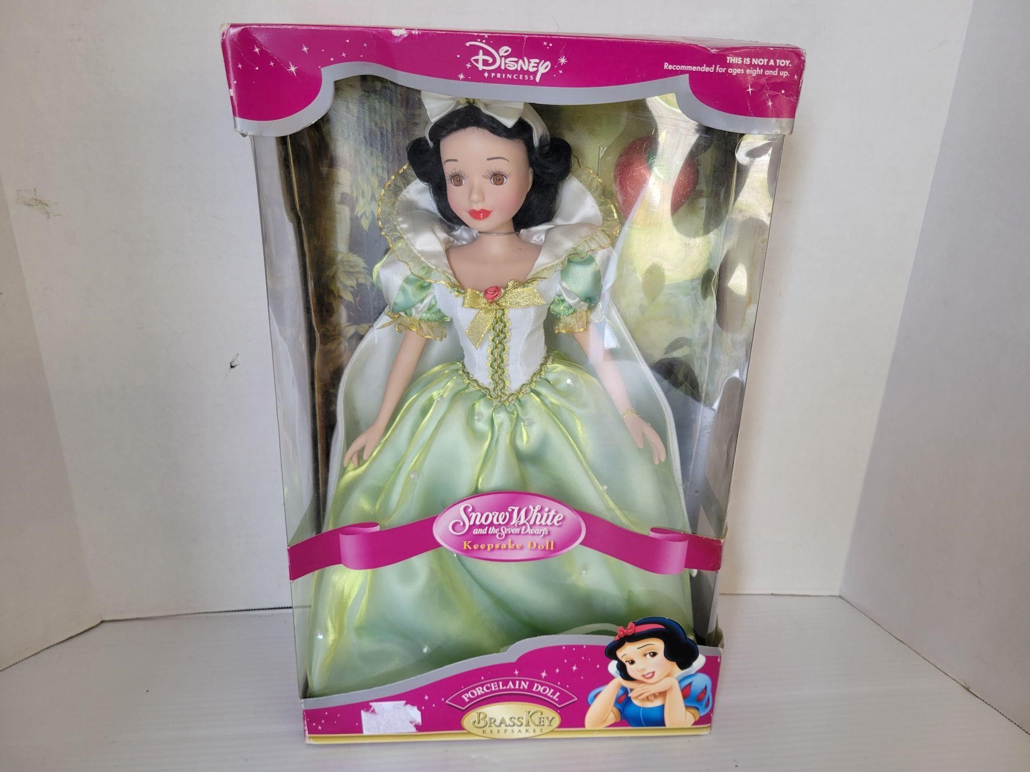 Disney Snow White doll