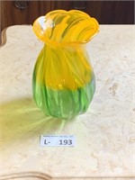 Art Glass Yellow Green Flower Swirl Vase