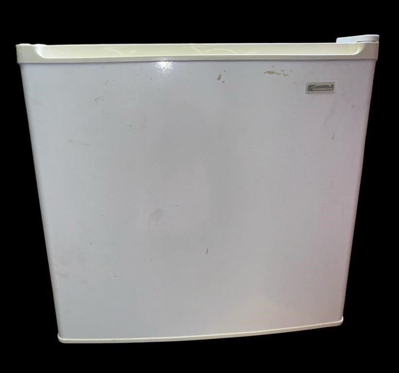 Kenmore Compact Refrigerator