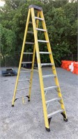 Greenbull 10' Fiberglass Step Ladder