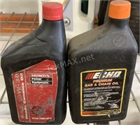 2- 32:Oz Bottles of Oil