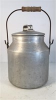 Handled Galvanized Bucket with Lid