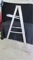 S F T Aluminum Step Ladder