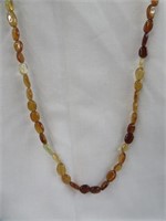 SINGLE STRAND GARNET BEAD NECKLACE