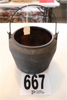 Cast Iron Pot with Bail