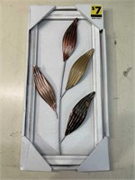 USED-Metal Art of Four Leaves
