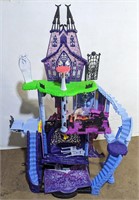 (Z) Monster High doll house with accessories 48in
